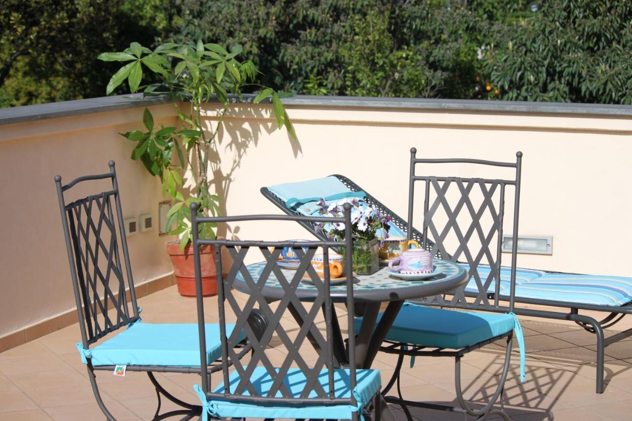 Domus Liberty Bed and Breakfast Sant'Agnello Exterior foto