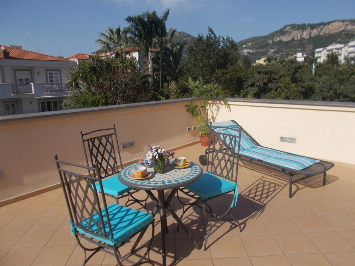 Domus Liberty Bed and Breakfast Sant'Agnello Exterior foto