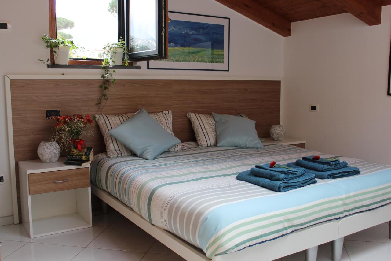 Domus Liberty Bed and Breakfast Sant'Agnello Exterior foto